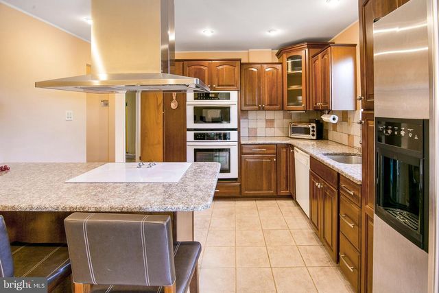 134 COLUMBUS AVE, Havertown, PA 19083