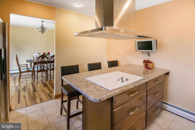 134 COLUMBUS AVE, Havertown, PA 19083