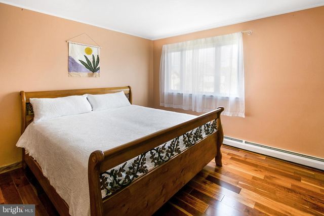 134 COLUMBUS AVE, Havertown, PA 19083