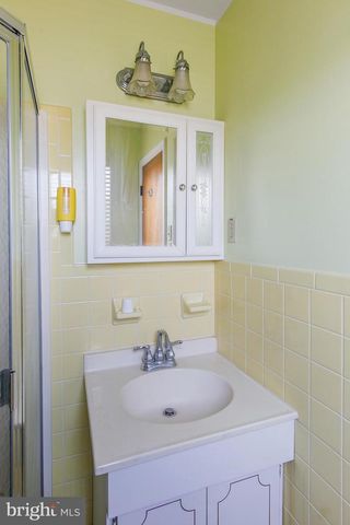 134 COLUMBUS AVE, Havertown, PA 19083