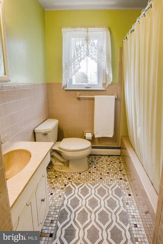 134 COLUMBUS AVE, Havertown, PA 19083