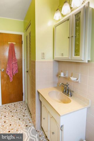 134 COLUMBUS AVE, Havertown, PA 19083