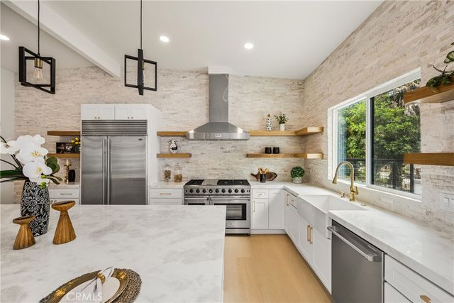 18182 Hutchings, Yorba Linda, CA 92886