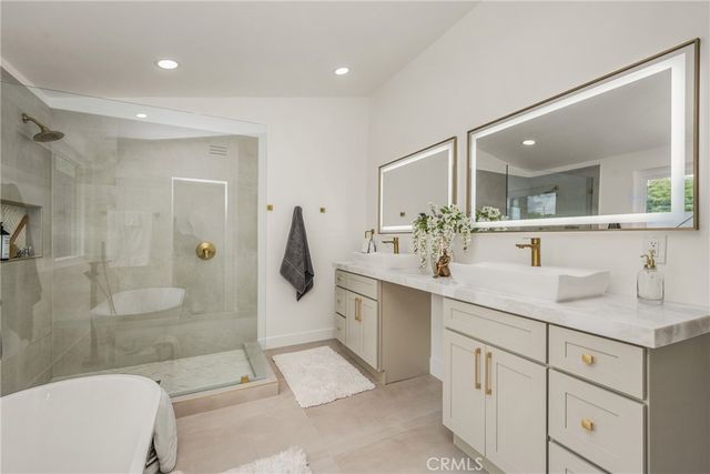 18182 Hutchings, Yorba Linda, CA 92886