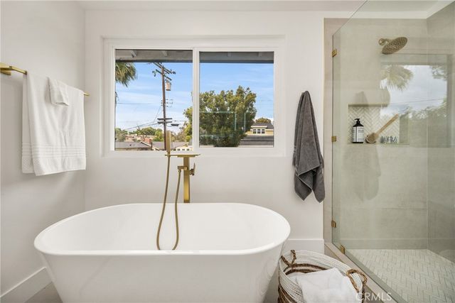 18182 Hutchings, Yorba Linda, CA 92886