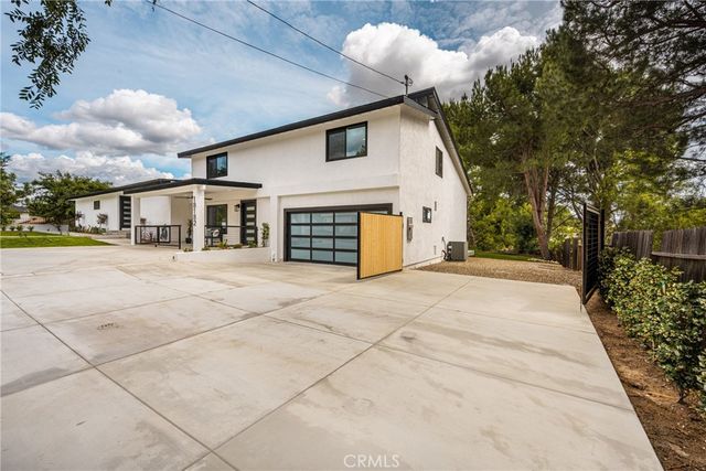 18182 Hutchings, Yorba Linda, CA 92886