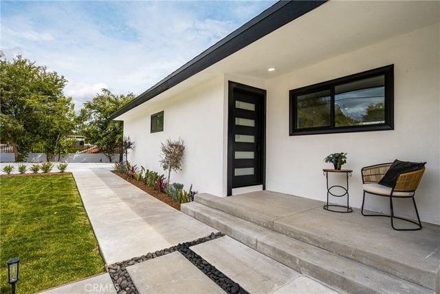 18182 Hutchings, Yorba Linda, CA 92886