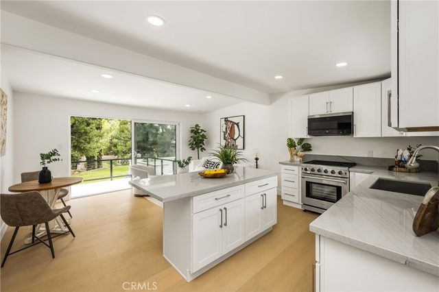 18182 Hutchings, Yorba Linda, CA 92886