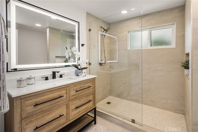 18182 Hutchings, Yorba Linda, CA 92886