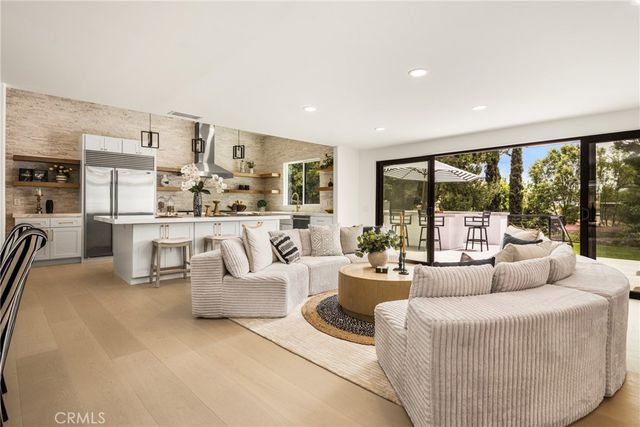 18182 Hutchings, Yorba Linda, CA 92886