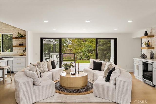 18182 Hutchings, Yorba Linda, CA 92886