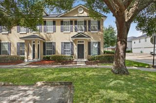 320 PECAN GROVE Drive, Orange Park, FL 32073