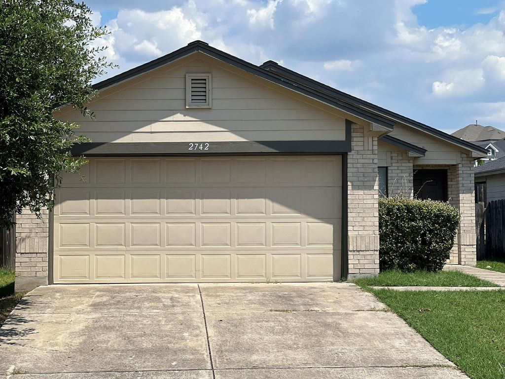 2742 Perkins PL, Georgetown, TX 78626