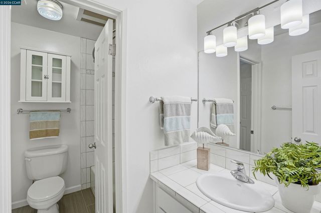 460 Woodminster Drive, Moraga, CA 94556