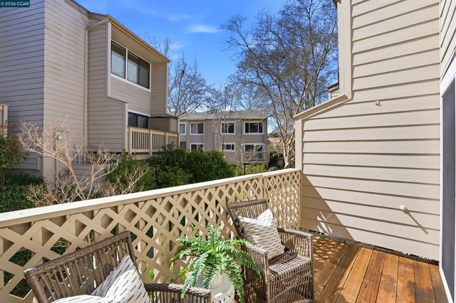 460 Woodminster Drive, Moraga, CA 94556