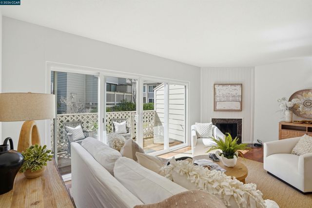 460 Woodminster Drive, Moraga, CA 94556