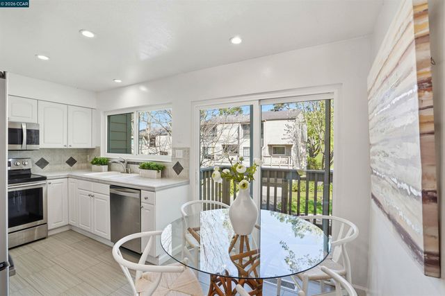 460 Woodminster Drive, Moraga, CA 94556