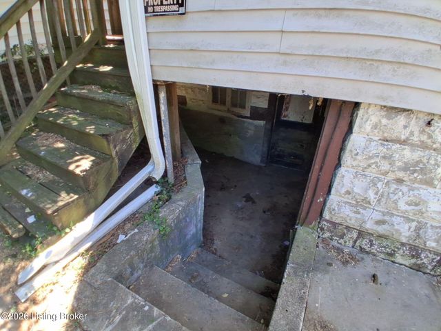 4225 Vermont Ave, Louisville, KY 40211