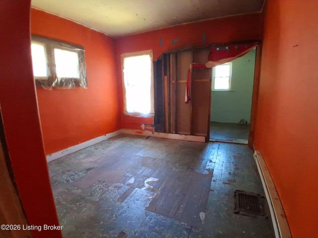 4225 Vermont Ave, Louisville, KY 40211