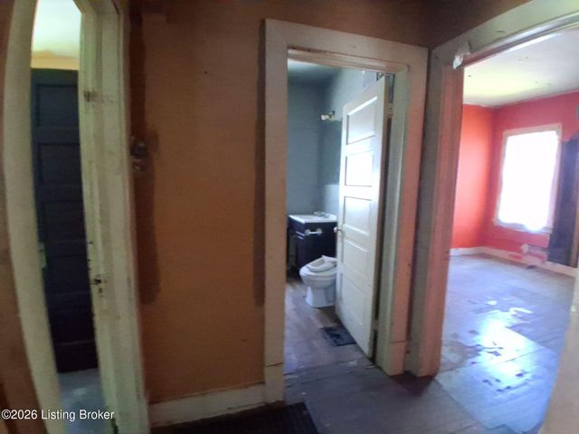 4225 Vermont Ave, Louisville, KY 40211
