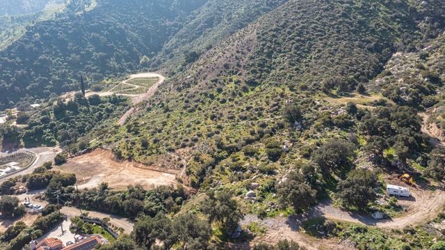 30 Lakeview, Lake Elsinore, CA 92530