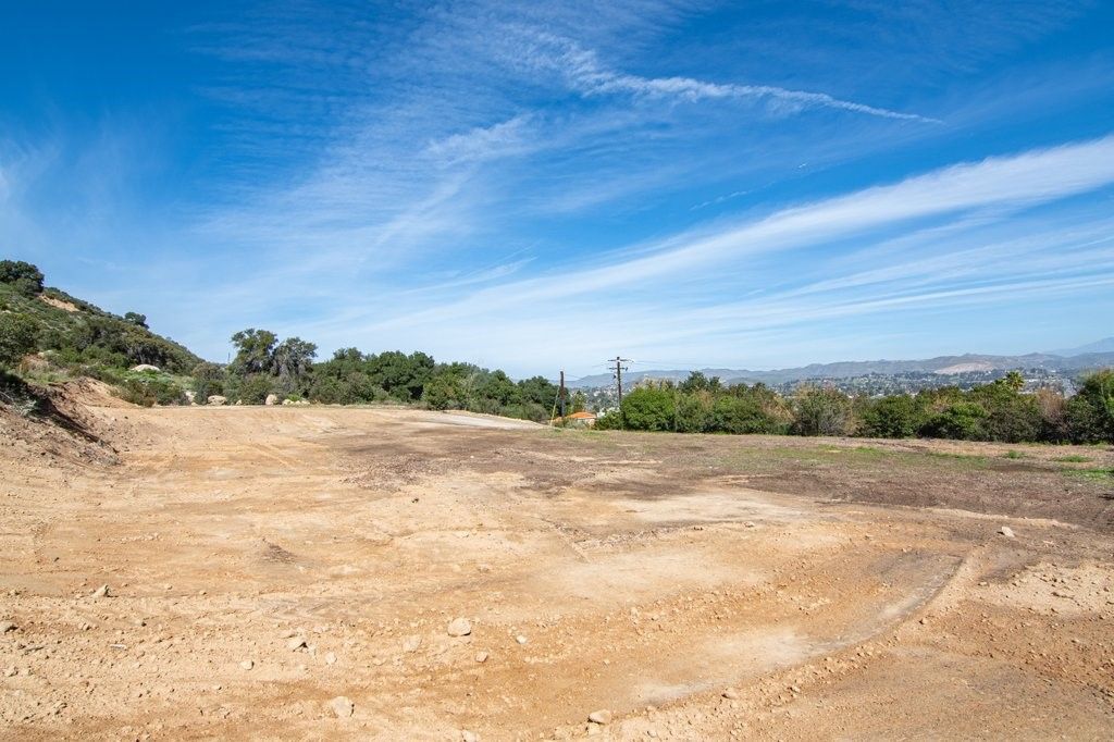 30 Lakeview, Lake Elsinore, CA 92530