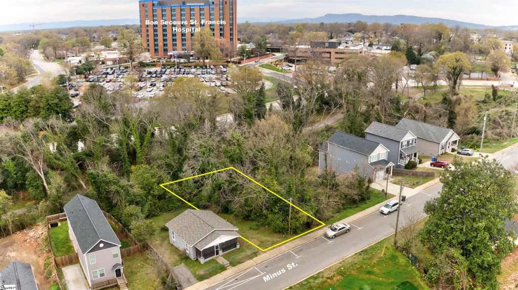 208 Minus Street, Greenville, SC 29601