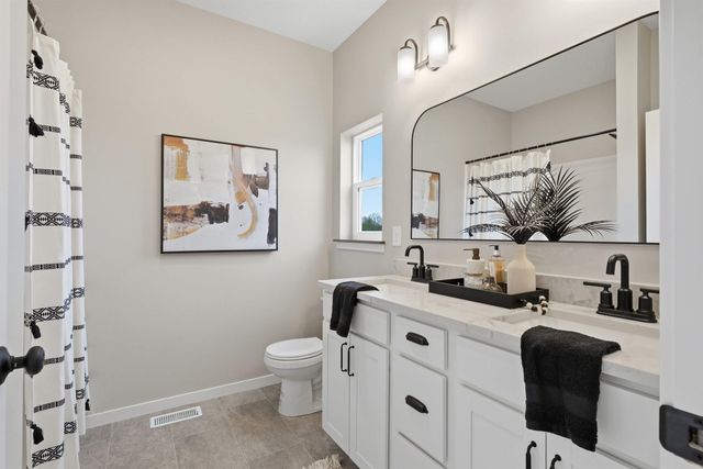 4702 Wild Horse Drive, Cedar Falls, IA 50613