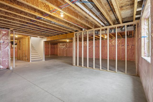 4702 Wild Horse Drive, Cedar Falls, IA 50613