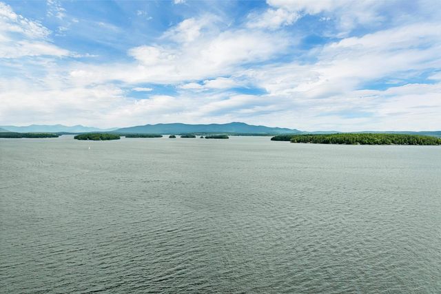 101 Belknap Point Road, Gilford, NH 03249