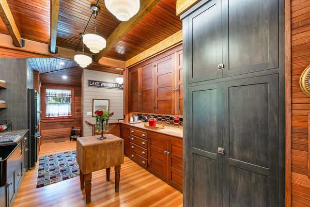 101 Belknap Point Road, Gilford, NH 03249