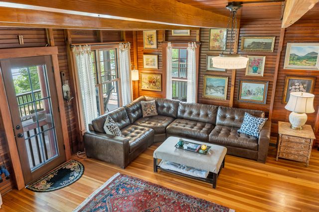 101 Belknap Point Road, Gilford, NH 03249