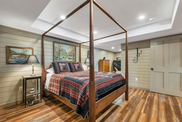 101 Belknap Point Road, Gilford, NH 03249