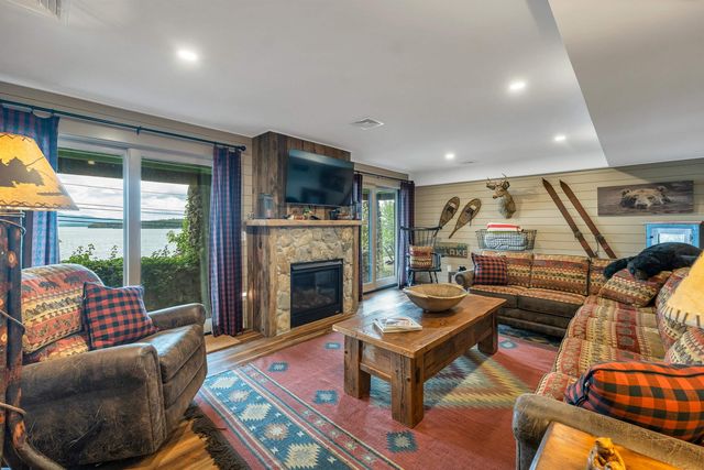 101 Belknap Point Road, Gilford, NH 03249