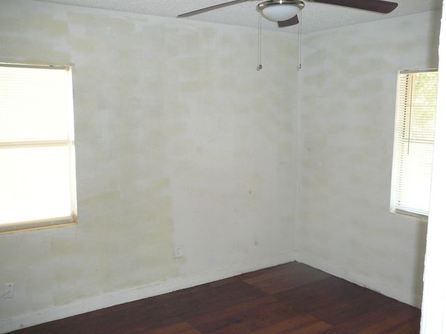 512 S 25th Street, Fort Pierce, FL 34950