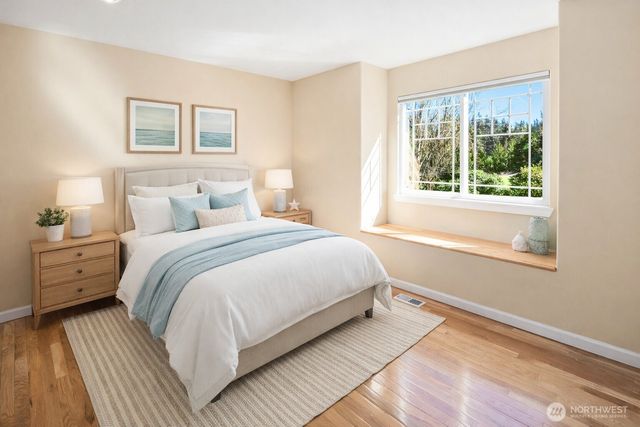 406 N 178th Lane, Shoreline, WA 98133