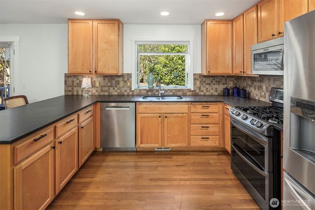 406 N 178th Lane, Shoreline, WA 98133