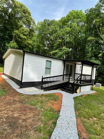 906 Jefferson River Road, Jefferson, GA 30549