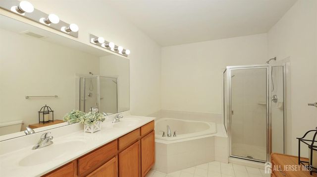 2207 Cedar Village Boulevard, East Brunswick, NJ 08816