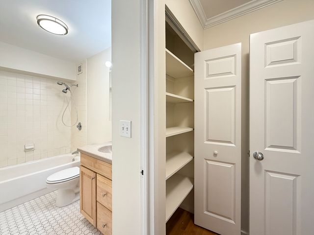 99 Pond Ave 400, Brookline, MA 02445