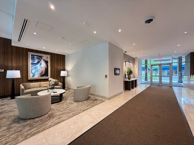 99 Pond Ave 400, Brookline, MA 02445