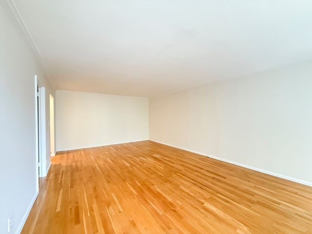 99 Pond Ave 400, Brookline, MA 02445