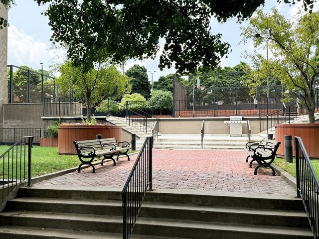 99 Pond Ave 400, Brookline, MA 02445