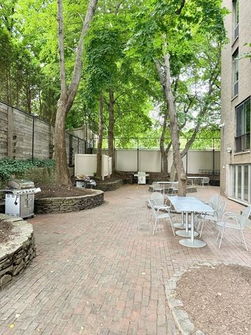 99 Pond Ave 400, Brookline, MA 02445