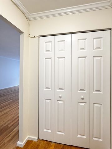 99 Pond Ave 400, Brookline, MA 02445