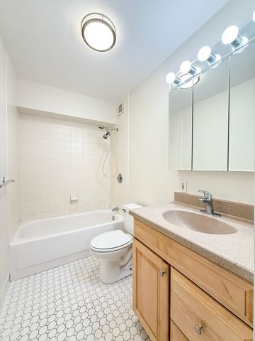 99 Pond Ave 400, Brookline, MA 02445
