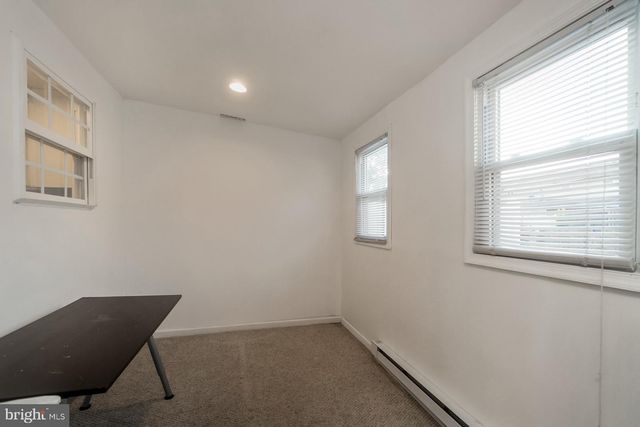 2275 IRMA DR, Allentown, PA 18109