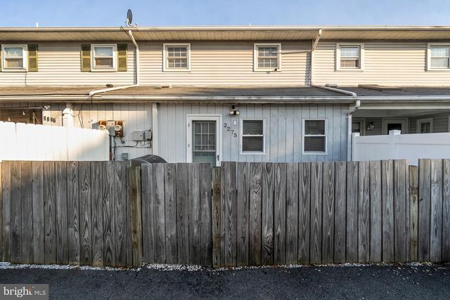 2275 IRMA DR, Allentown, PA 18109