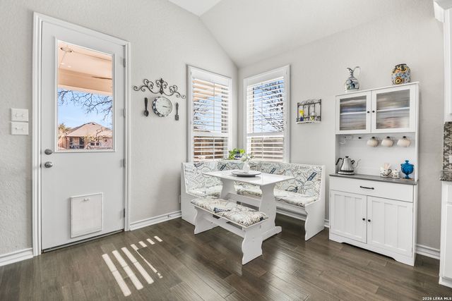 106 Dry Creek, Boerne, TX 78006