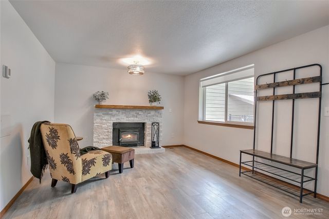 15611 SE 322nd Place, Auburn, WA 98092